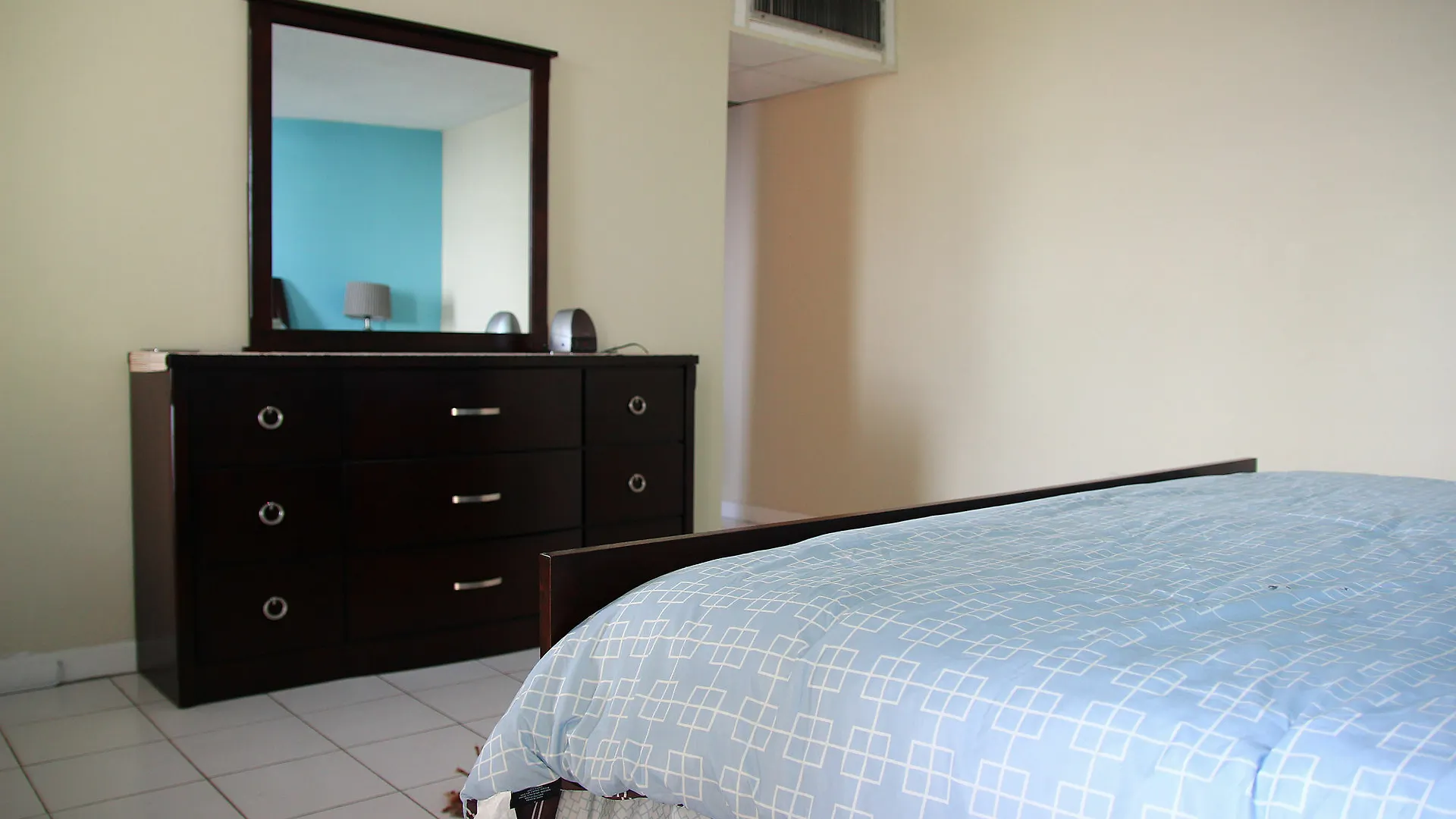 Skyclub Beach Suite At Mobay Club Montego Bay Apartment